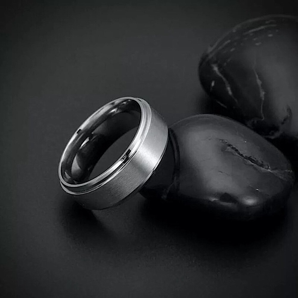 Titanium Silver Band Ring